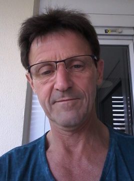 Parraut, 57 ans, Azzaba, Algérie