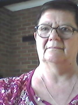 evelyne, 72 ans, Carvin, France