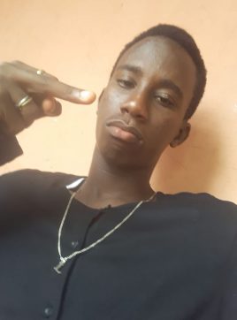 Jo, 23 ans, Paris, France