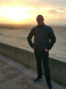 Jaeger, 54 ans, Avion, France