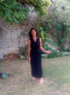 Lyne, 64 ans, Niort, France