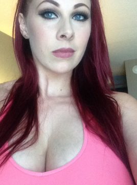 Eva, 46 ans, Brest, France