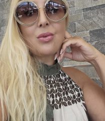 Yasmine, 47 ans, hétérosexuel, Femme, Lyon, France
